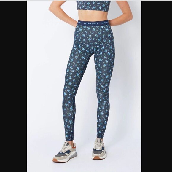Cream Yoga Angela Navy Ditsy Floral Printed Leggings M NWT - Picture 2 of 8